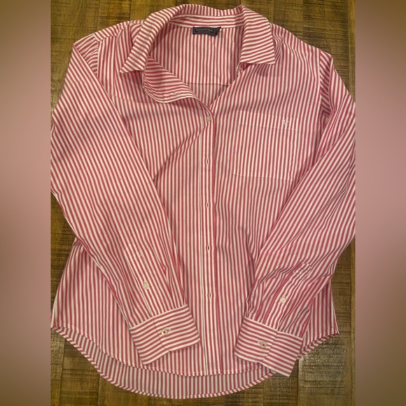 Pink striped Vineyard Vines Button Down Shirt - Picture 3 of 4
